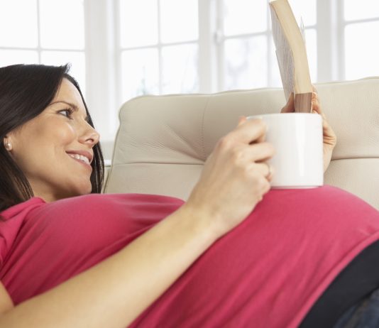 Er det koffeinen der er farlig for gravide. Kan man i så fald drikke koffeinfri