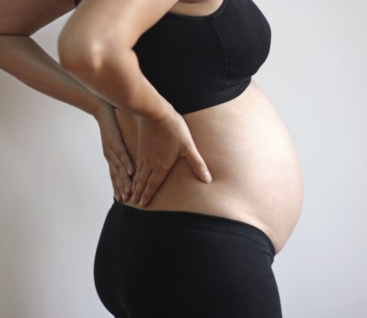 Gravid med smerter i lænden i uge 20. Er det bækkenløsning? Pludselige lændesmerter i graviditetens uge 20. Er det bækkenløsning?
