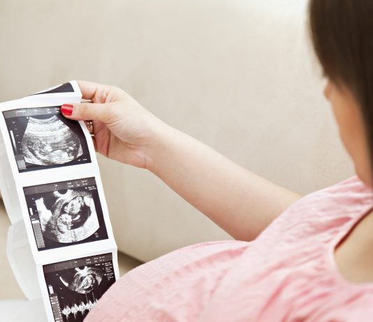 Hvad betyder det, at barnets hoved er lille ved en ultralydsscanning?