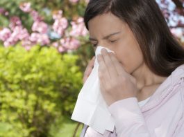 Hvilke næsespray og øjendråber må jeg anvende når jeg er gravid? Jeg er gravid og har høfeber. Hvilke allergipiller, næsespray og øjendråber må jeg anvende?