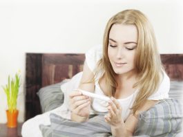 Hvor lang tid går der før en graviditetstest kan vise at man er gravid?