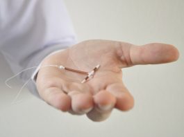 Hvor lang tid går der fra jeg får fjernet min spiral til jeg kan blive gravid?