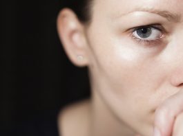 Kan en svagere menstruation sidste gang betyde at jeg er gravid?