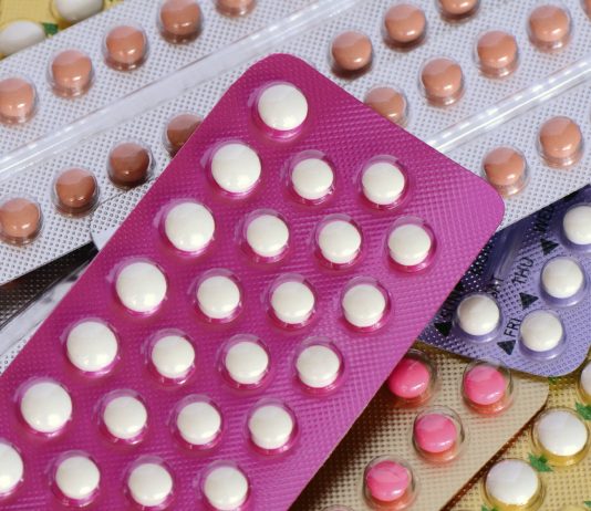 Må man godt tage p-piller hvis man ammer?
